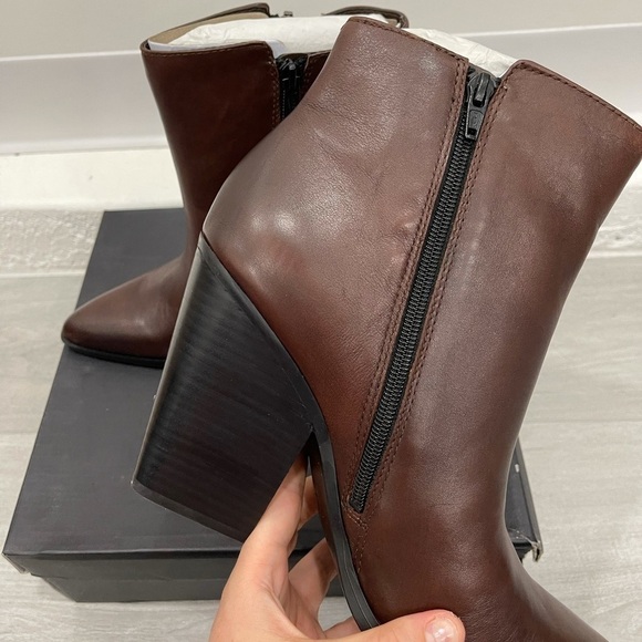 Naturalizer Rooney Dual Zip Bootie Chocolate 10.5 - Picture 6 of 10